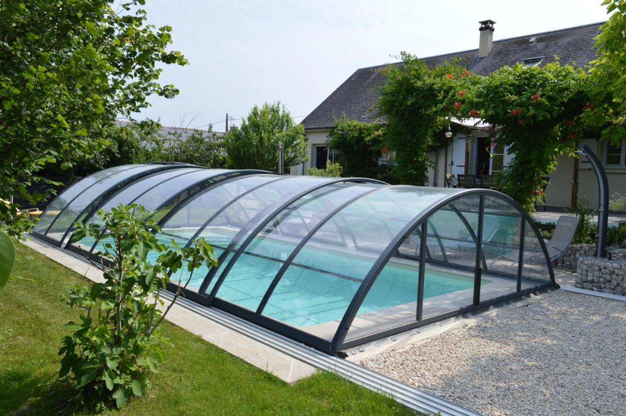 Au Coeur Du Bien-Etre, Gite Avec Piscine Chauffee Et Couverte, Spa, Sauna, Massages Monteaux Exterior foto