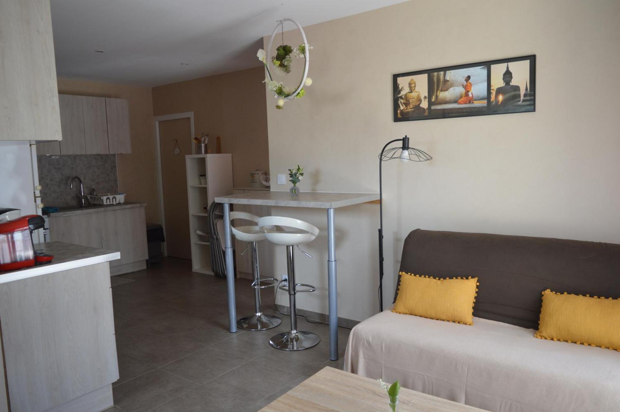 Au Coeur Du Bien-Etre, Gite Avec Piscine Chauffee Et Couverte, Spa, Sauna, Massages Monteaux Exterior foto